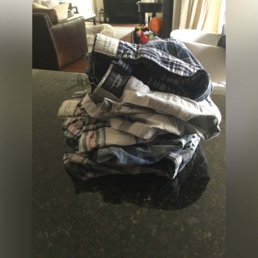 Men’s American Eagle Boxers Size Medium, pack of 5